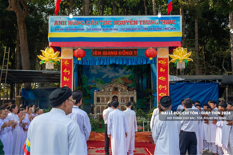 Du lịch & hành hương tại Tòa Thánh Tây Ninh của đạo Cao Đài